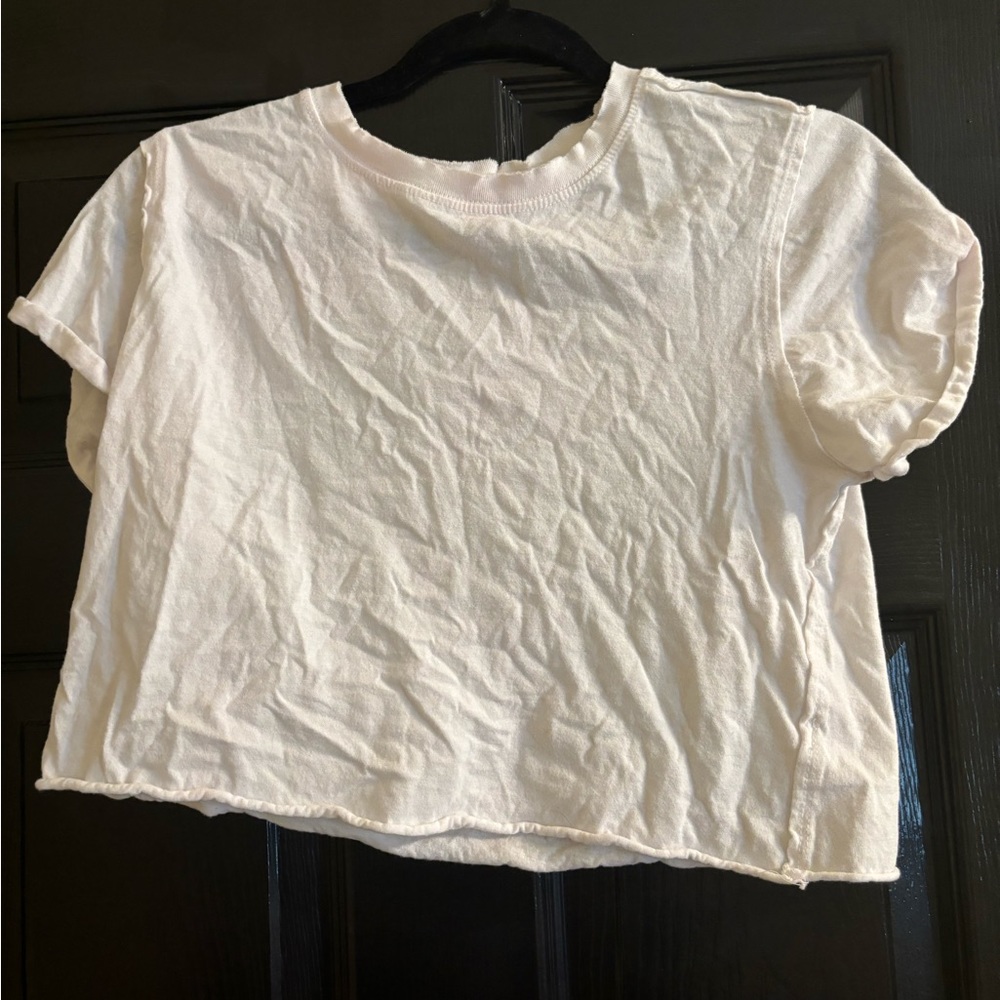 Women’s plain white cropped distressed tee